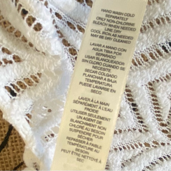 Chico’s Fringed Poncho With Cut Out Lace orSwimsuit Topper Size S/M - Picture 8 of 8
